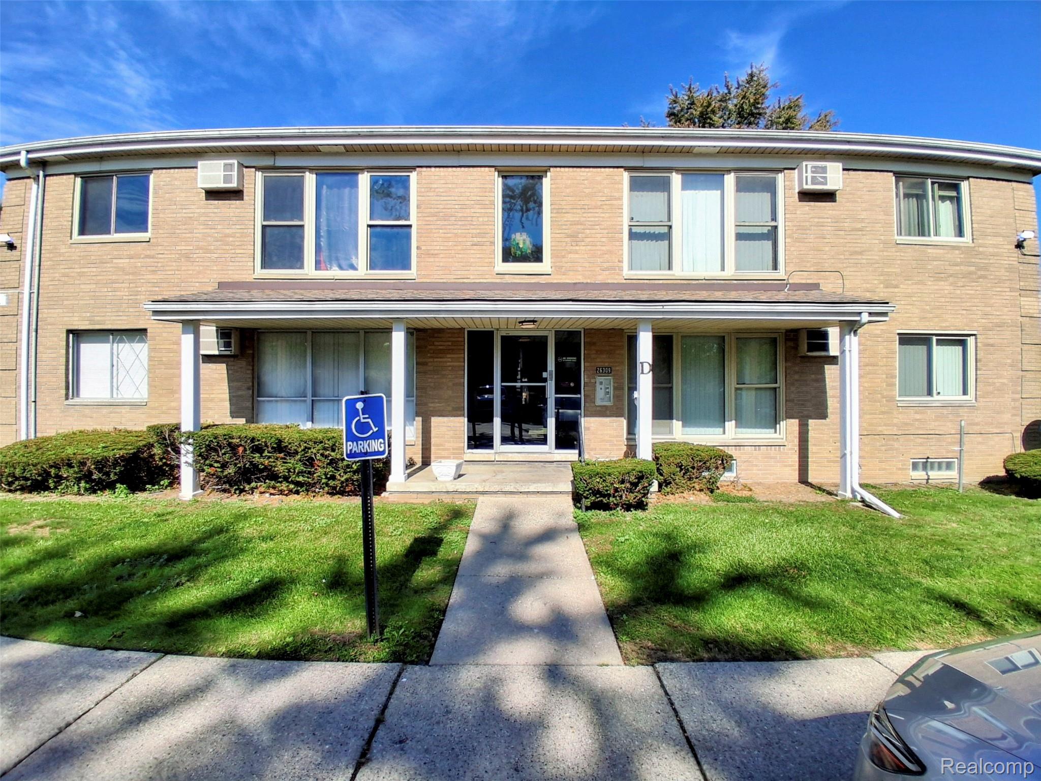 26309 W 7 Mile Road 122