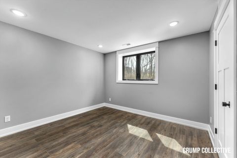 listing image 50