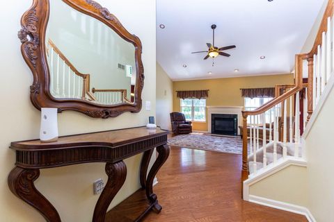 Tiny photo for 47507 Vistas Cir Drive N, Canton Charter Township, MI 48188 (MLS # 81026025913)