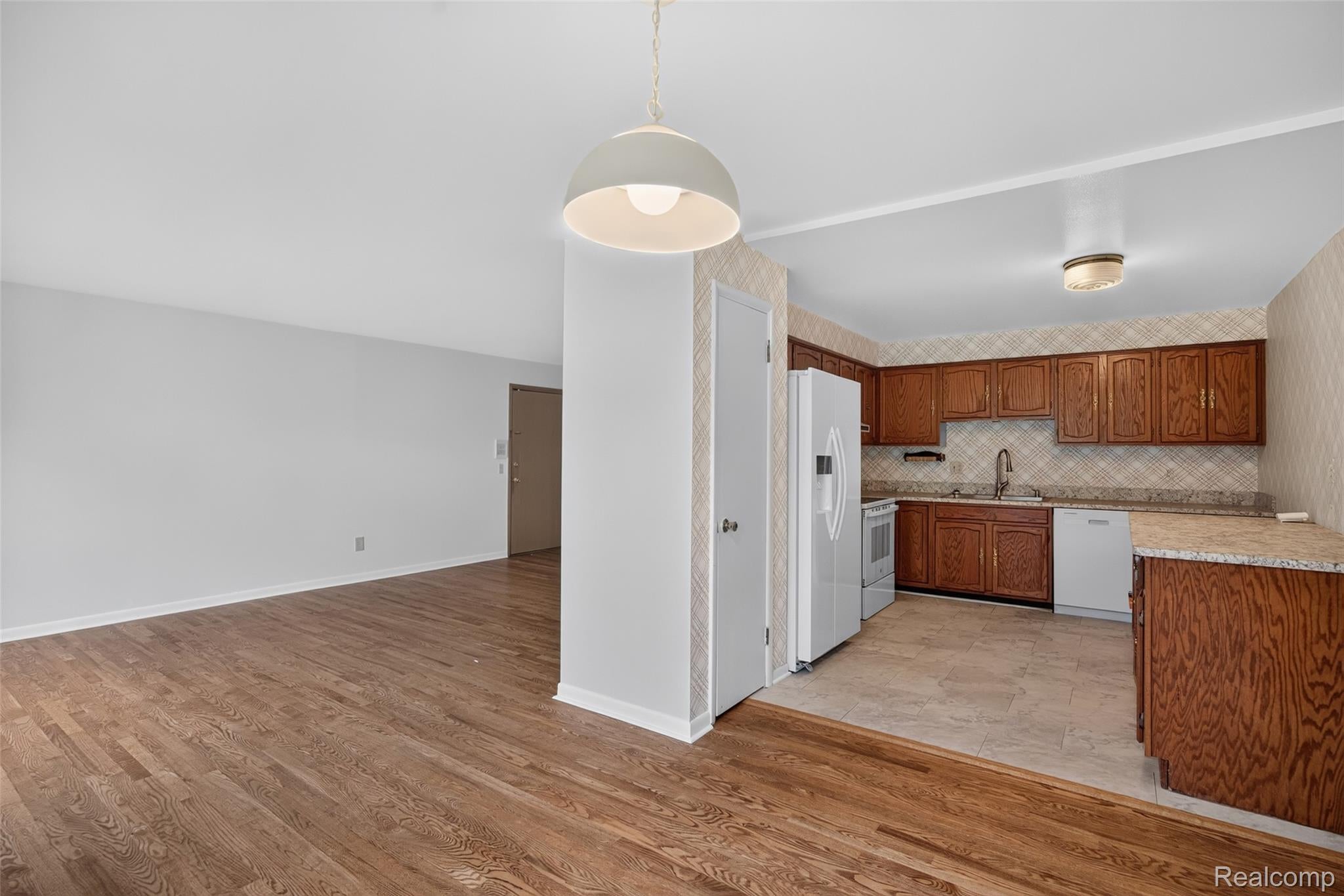 1225 Derby Road 3
