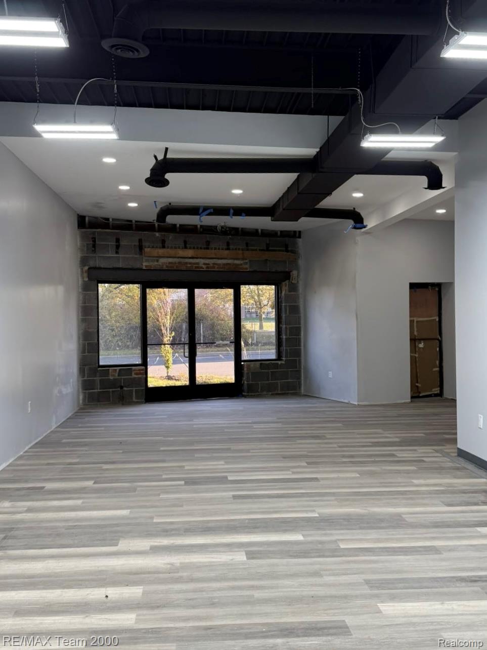 15620 MICHIGAN Avenue