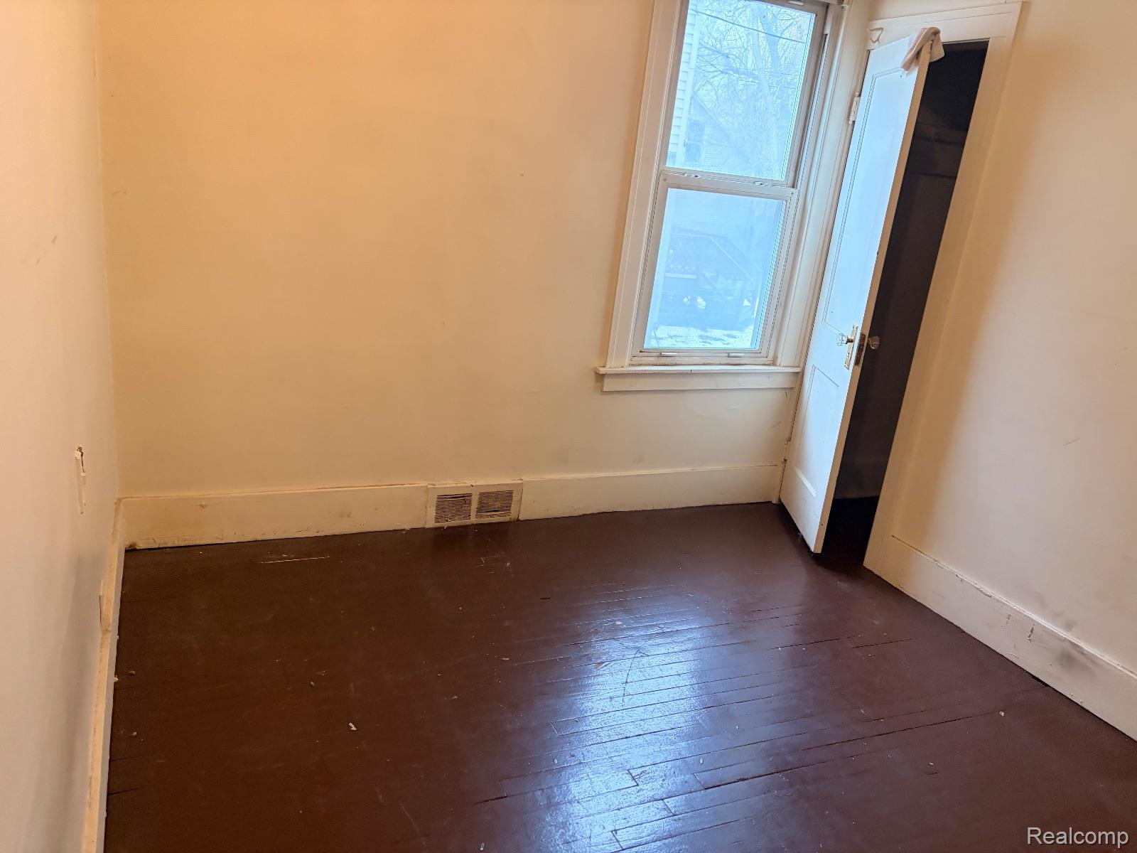 4104 Woodhall Street