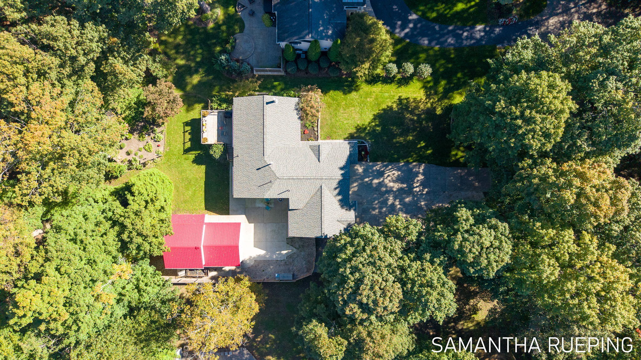 1571 Waukazoo Drive