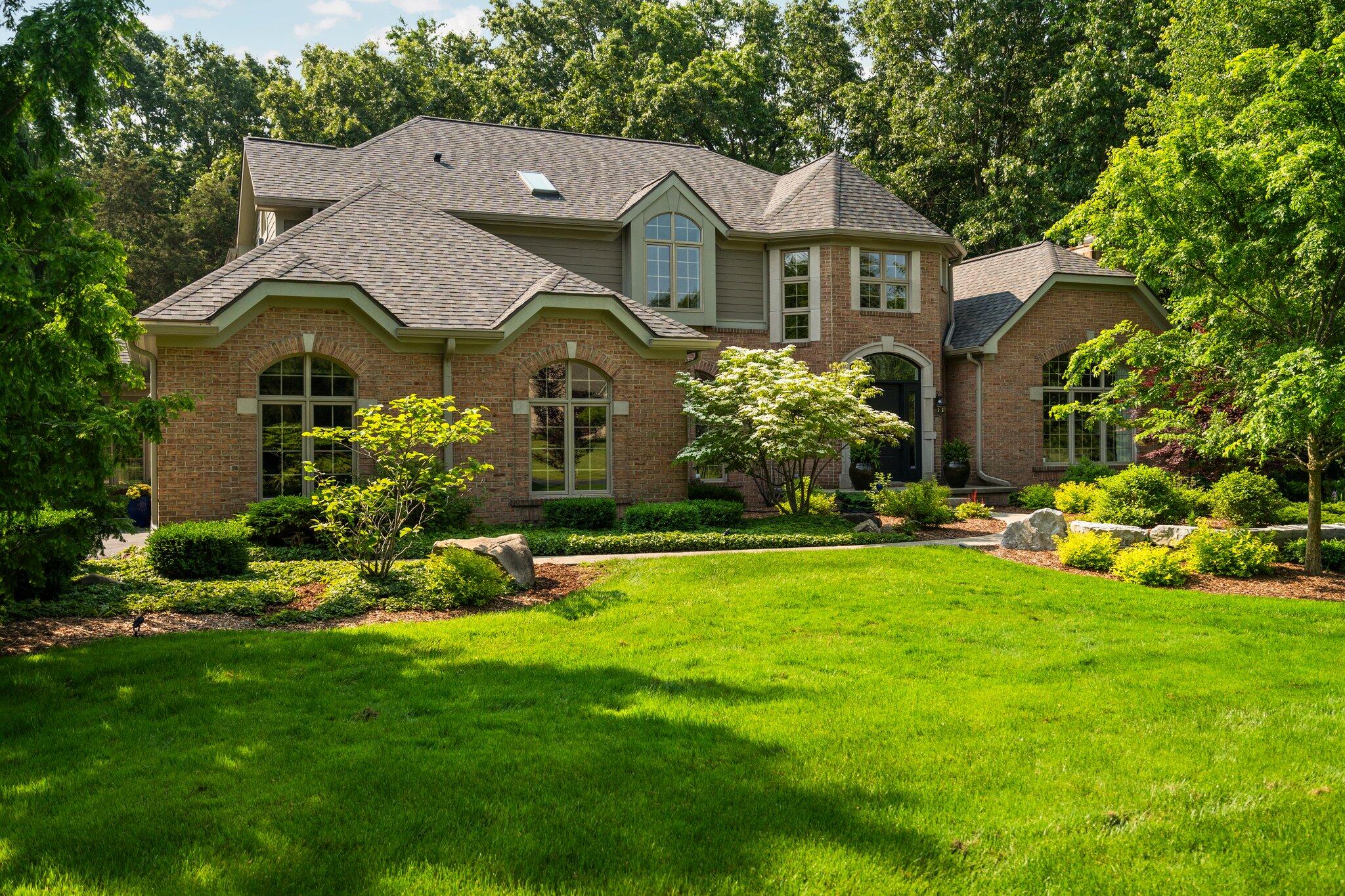 8400 Cedar Hills Drive