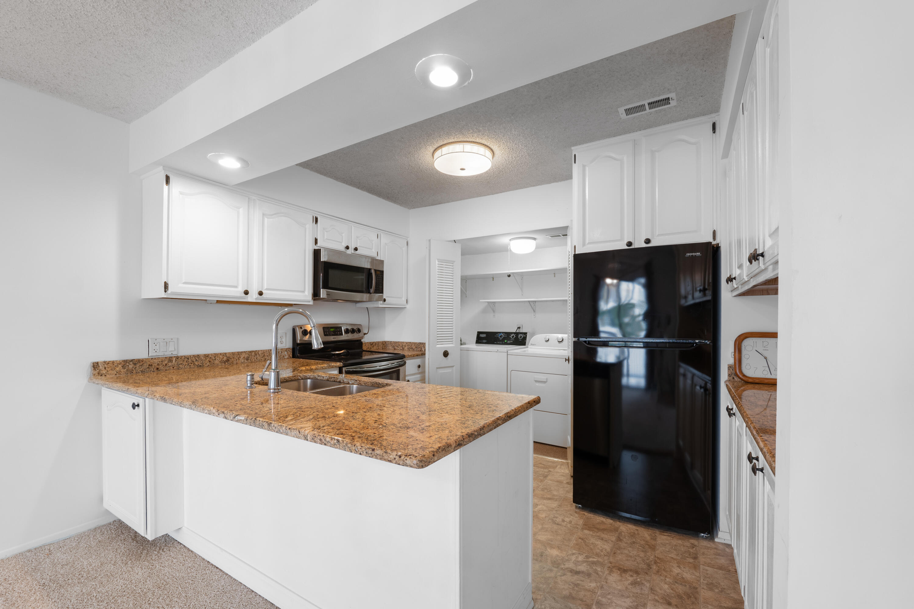 730 Cliffs Drive 304 A