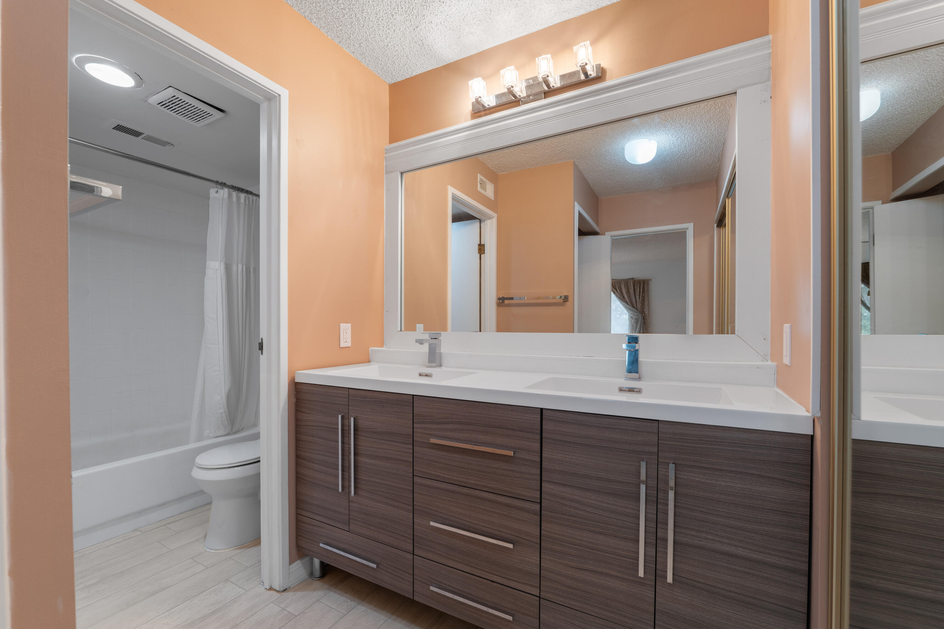 730 Cliffs Drive 304 A