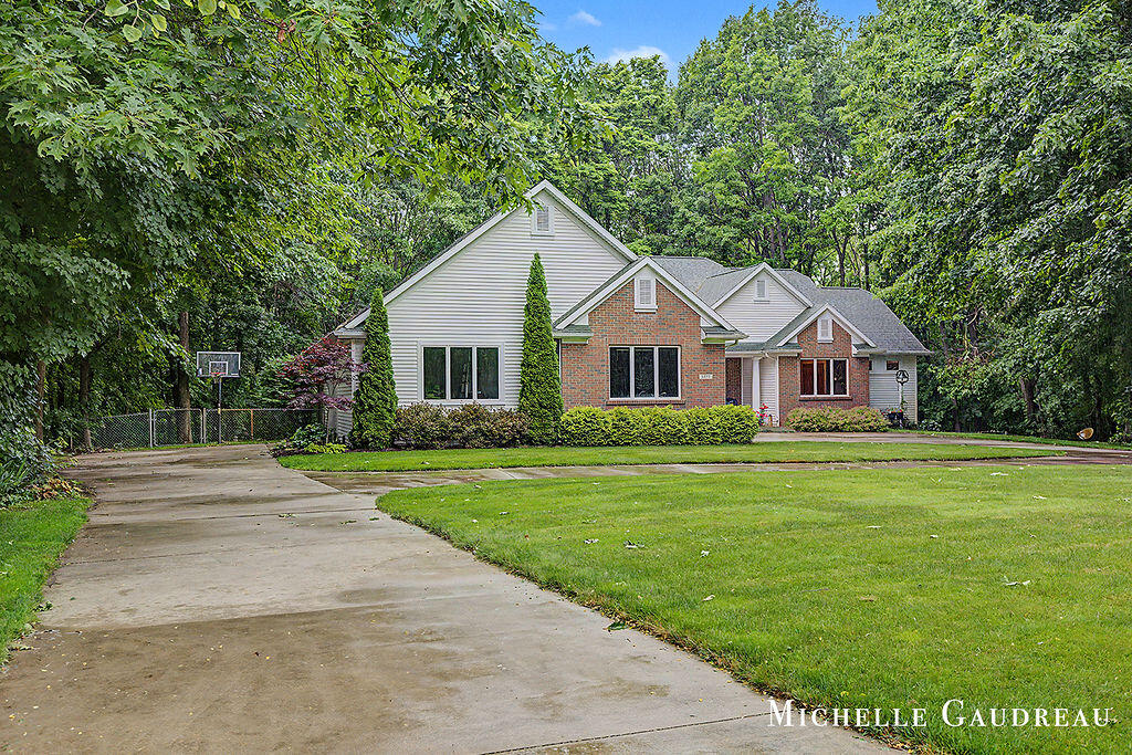 5577 Fieldstone Court
