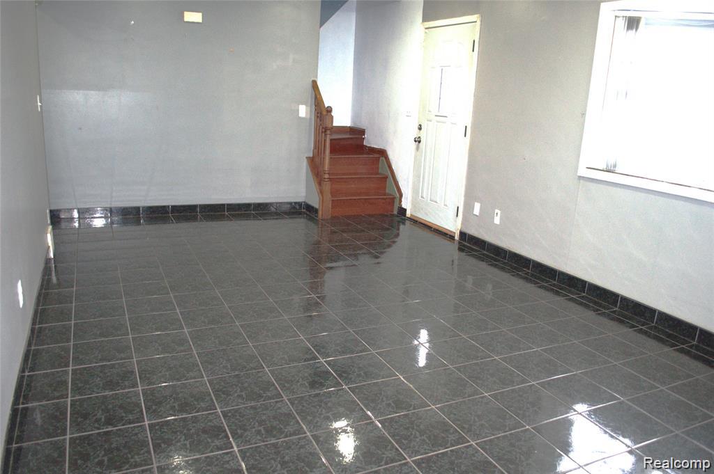 8452 Doncaster Drive