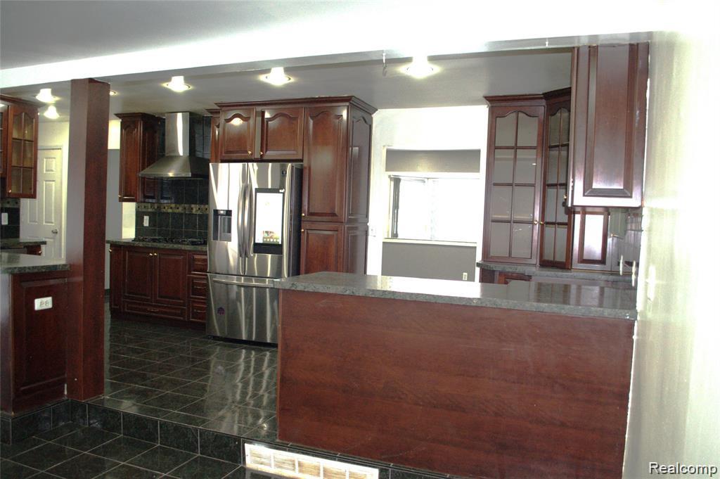 8452 Doncaster Drive