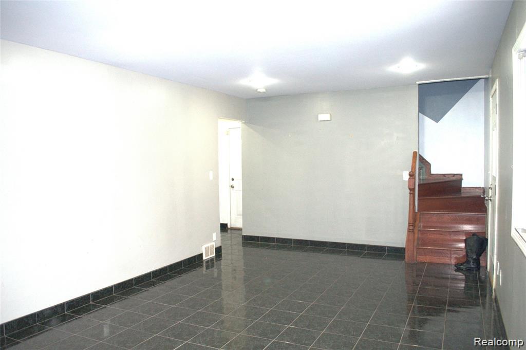 8452 Doncaster Drive