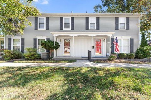 28305 Greenbriar Way Brownstown Charter Township MI 48183