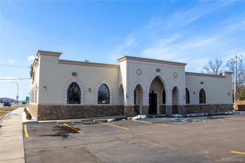 22700 Ford Road Dearborn Heights City MI 48127