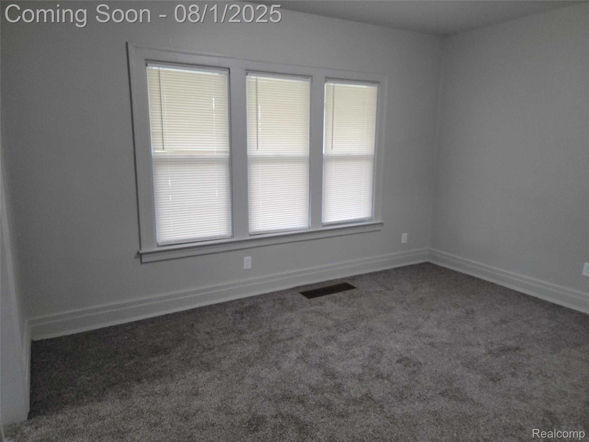 Detroit City, Michigan 48215, United States, 4 Bedrooms Bedrooms, ,1 BathroomBathrooms,Residential,Active,180161