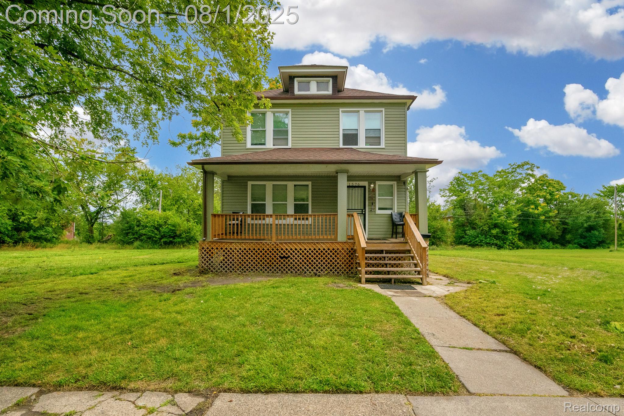 Detroit City, Michigan 48215, United States, 4 Bedrooms Bedrooms, ,1 BathroomBathrooms,Residential,Active,180161