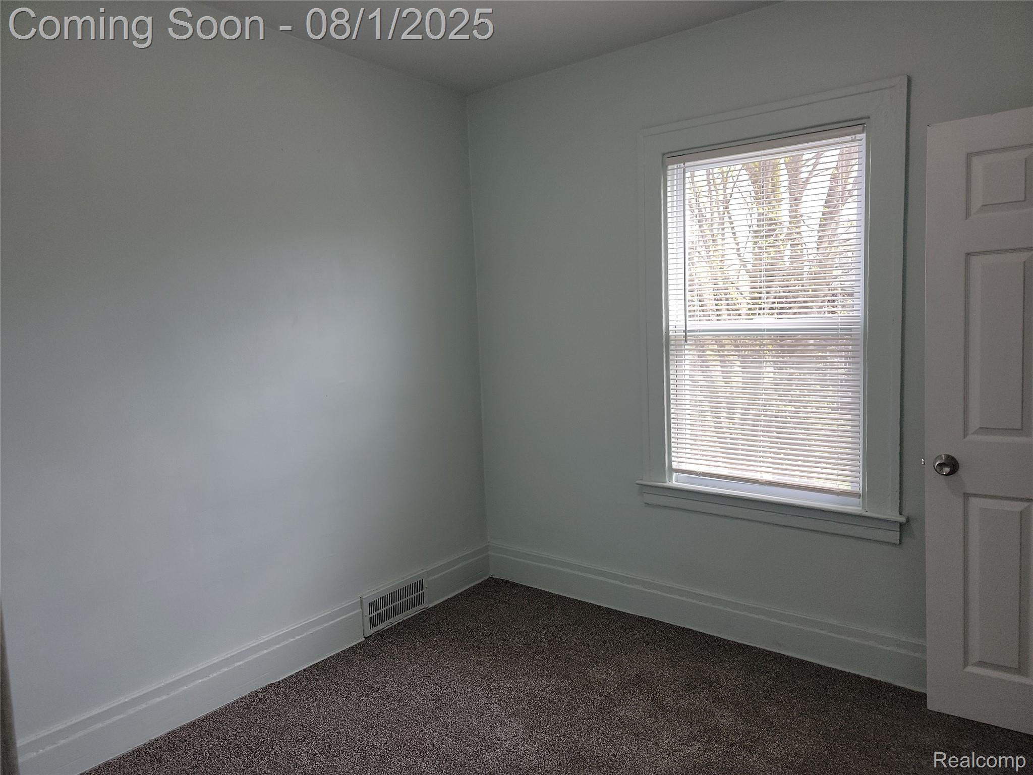 Detroit City, Michigan 48215, United States, 4 Bedrooms Bedrooms, ,1 BathroomBathrooms,Residential,Active,180161