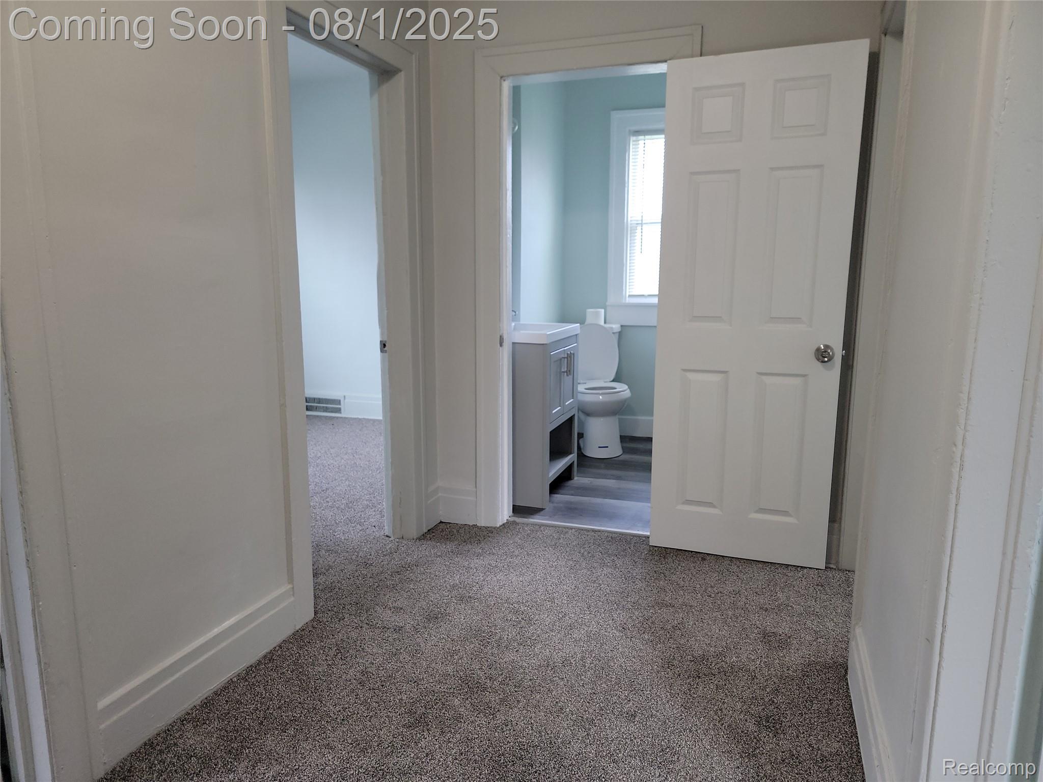 Detroit City, Michigan 48215, United States, 4 Bedrooms Bedrooms, ,1 BathroomBathrooms,Residential,Active,180161