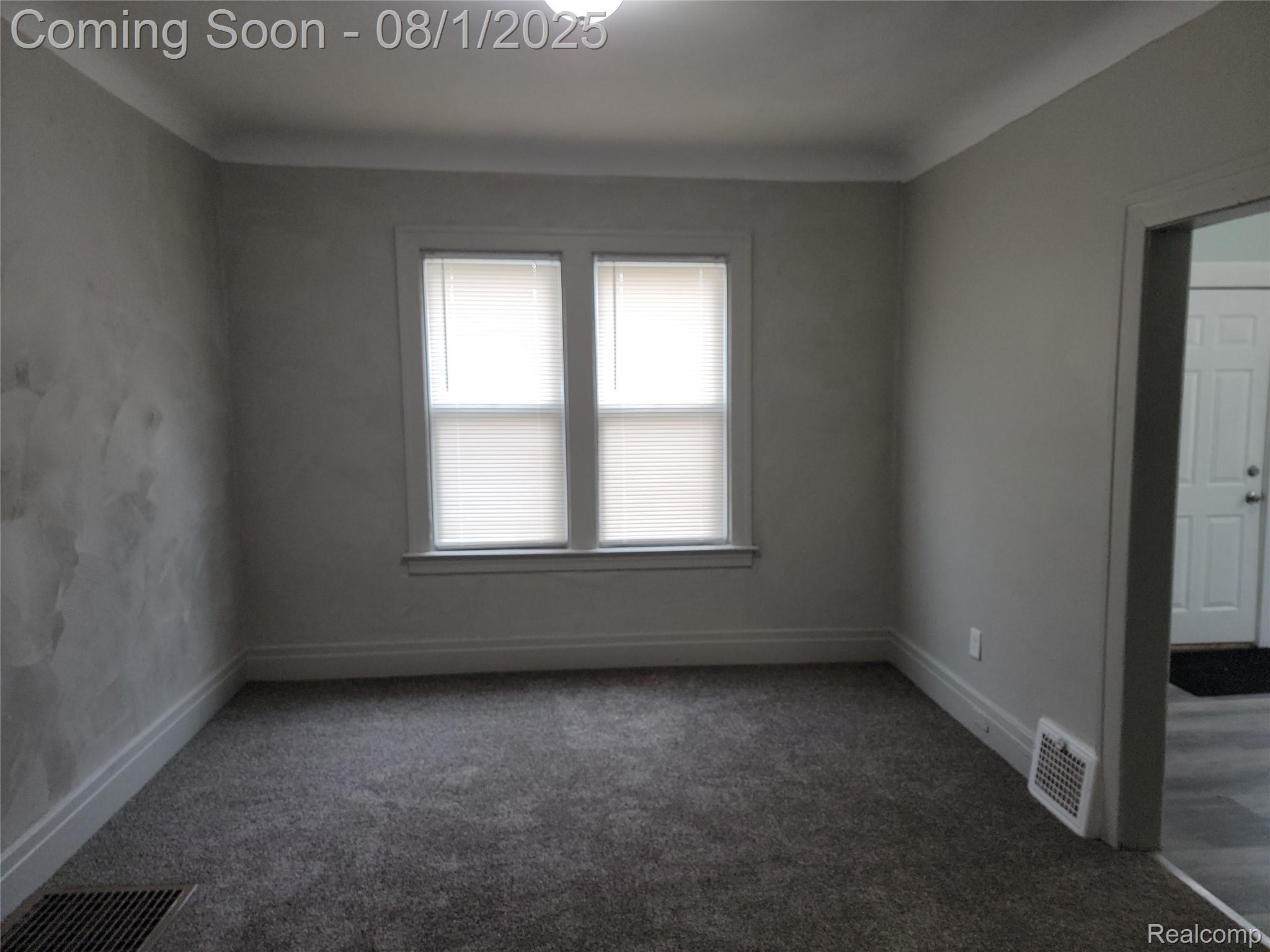 Detroit City, Michigan 48215, United States, 4 Bedrooms Bedrooms, ,1 BathroomBathrooms,Residential,Active,180161