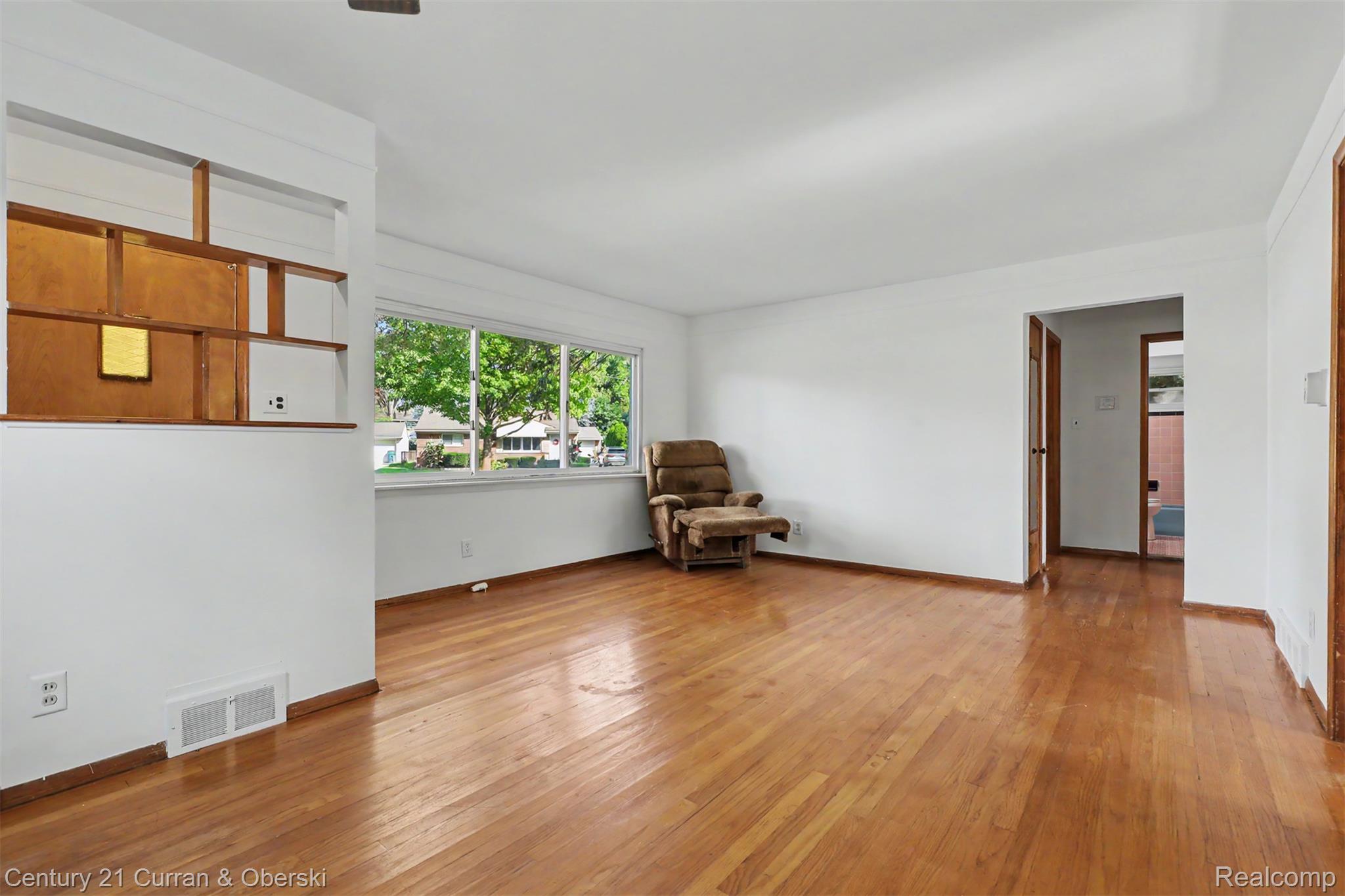 31740 Norrid Circle