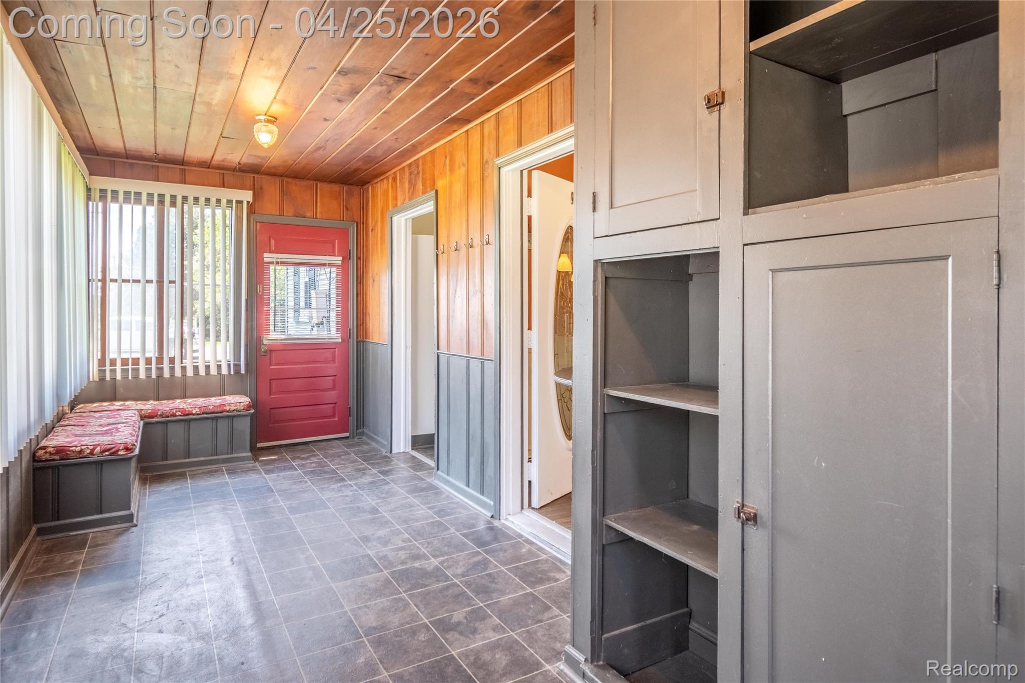 2218 Wixom Road