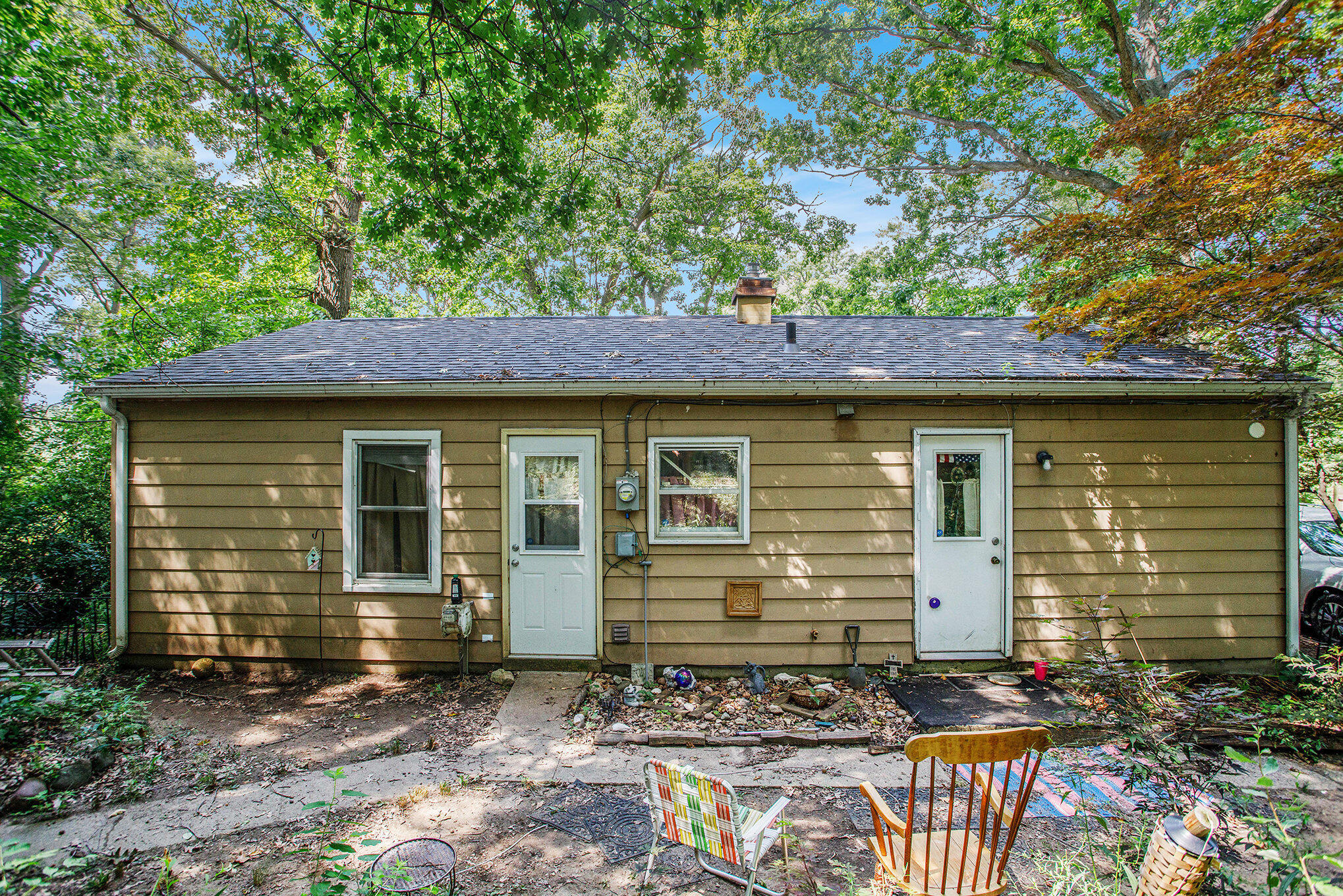 2426 Upper Riverview Drive