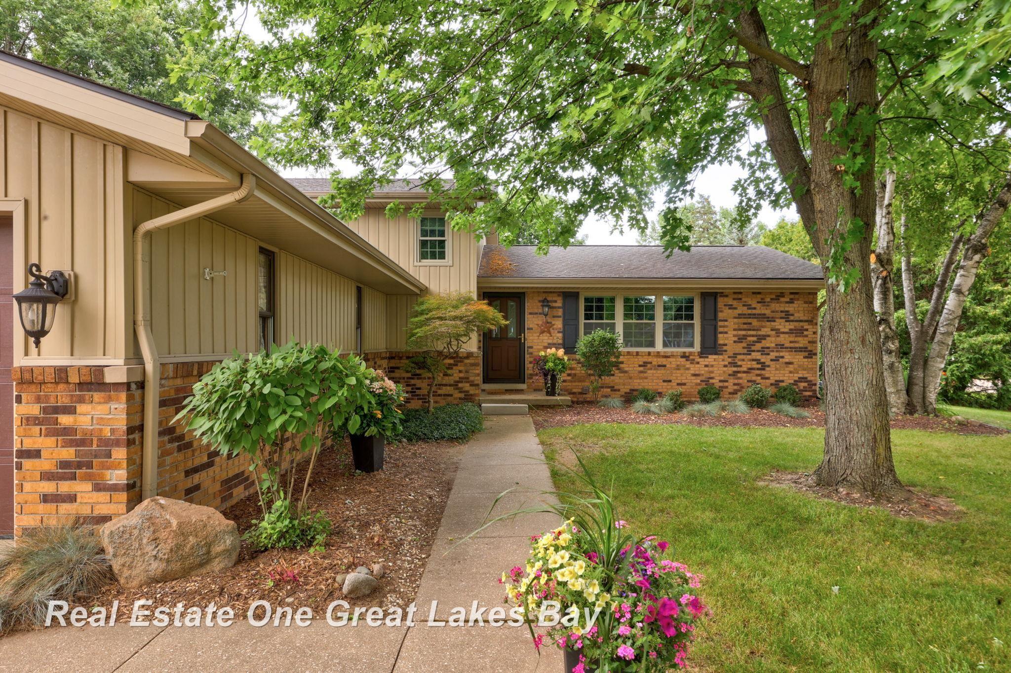 1668 Ashwood Drive