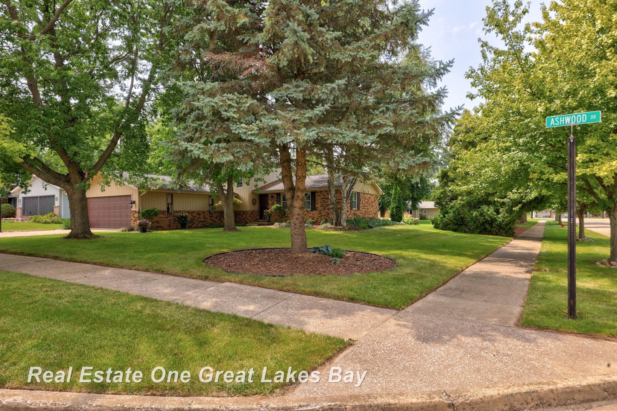 1668 Ashwood Drive