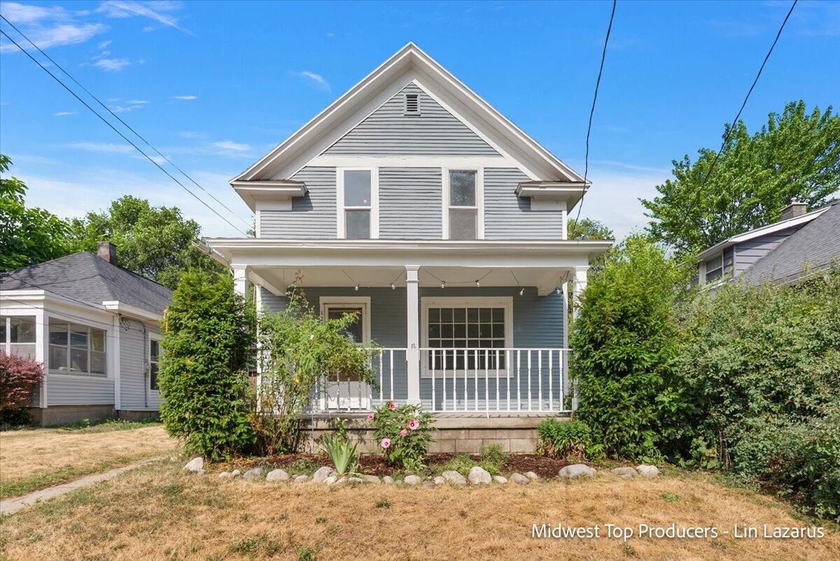 125 Mack Avenue NE