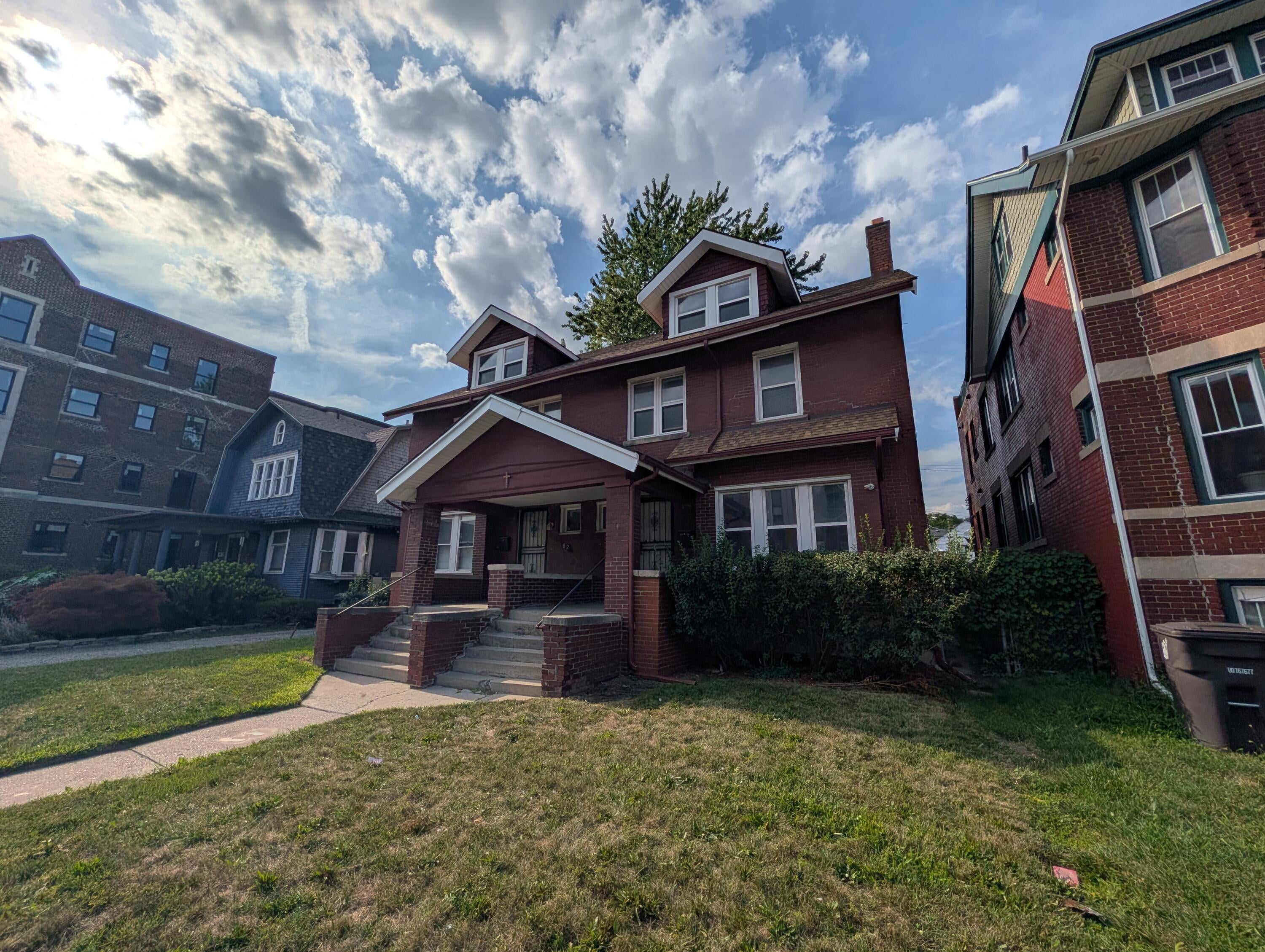 80 Clairmount Avenue