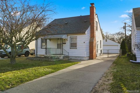 5844 Gilman Street Garden City City MI 48135
