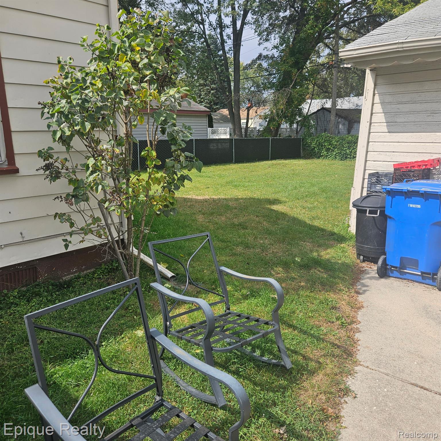 14337 Leonard Avenue