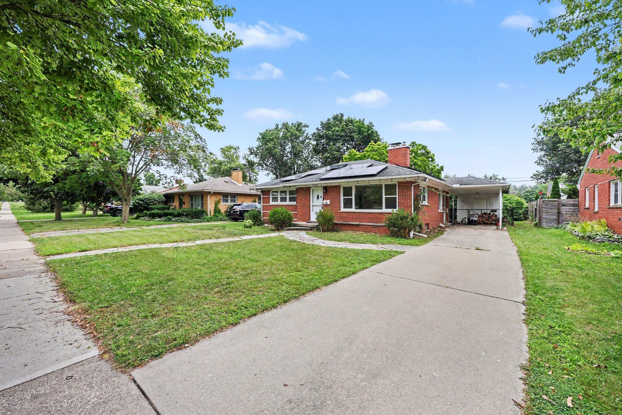 1597 Greenview Drive