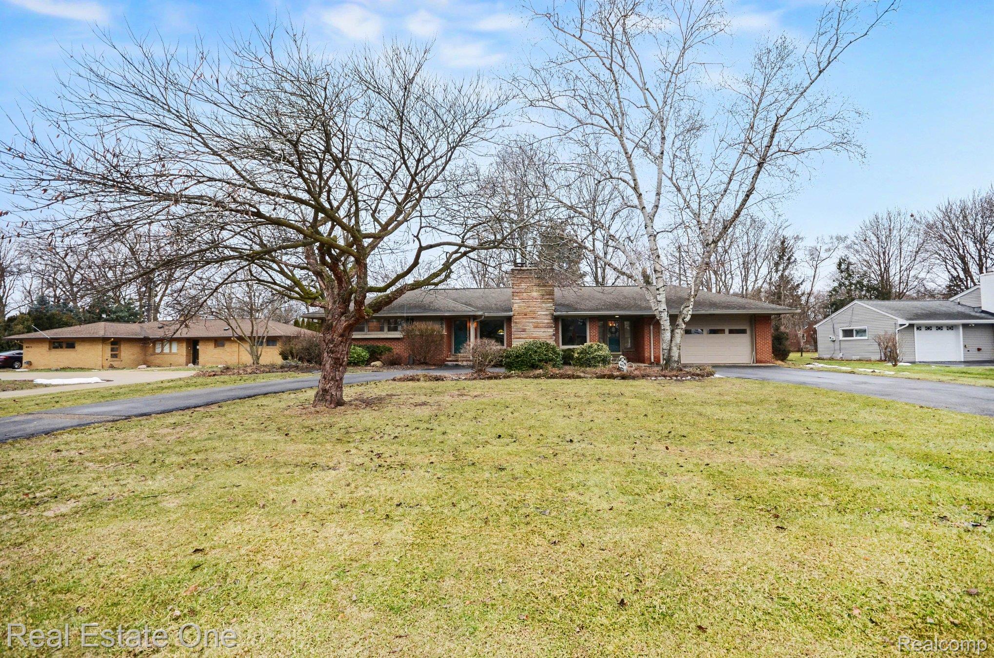 8887 Morrison Avenue