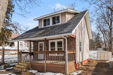 324 Trimble Avenue Kalamazoo City MI 49048