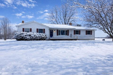 2452 W Willard Road Birch Run Township MI 48420