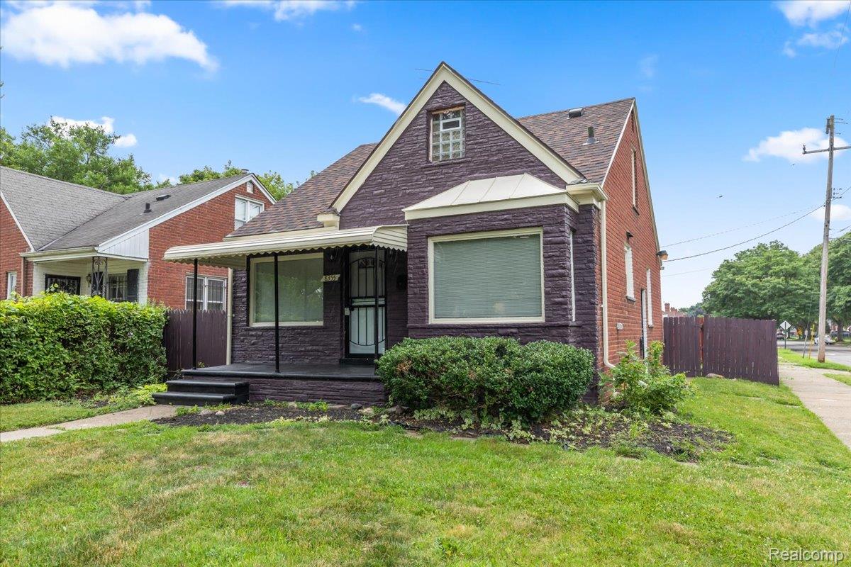 8355 W Outer Drive