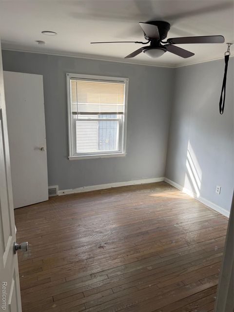 Tiny photo for 20068 Lindsay Street, Detroit City, MI 48235 (MLS # 20261020368)