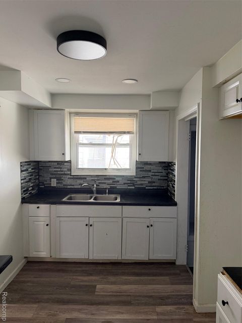 Tiny photo for 20068 Lindsay Street, Detroit City, MI 48235 (MLS # 20261020368)