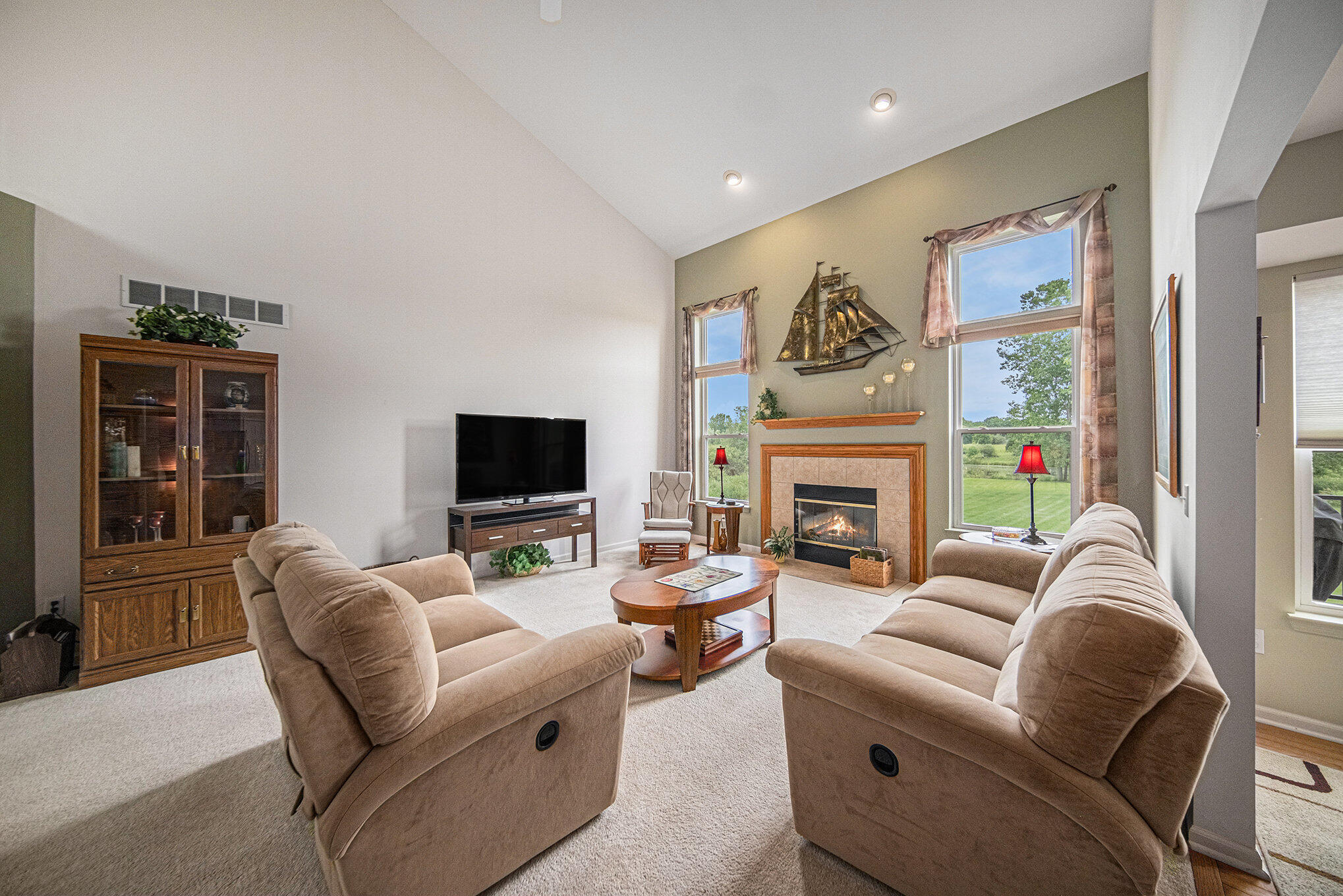 2762 Island Hills Drive