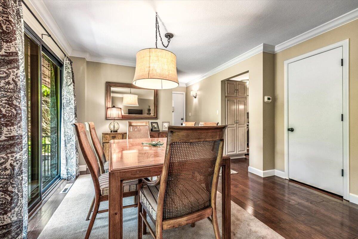 2727 S Lakeshore Drive G27