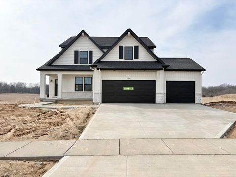 7105 Kettle Dale Avenue SE Caledonia Township MI 49302