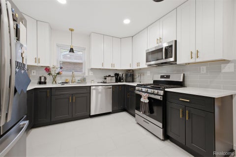 Tiny photo for 21840 Kenosha Street, Oak Park City, MI 48237 (MLS # 20261085132)