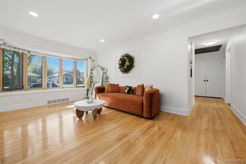 Tiny photo for 21840 Kenosha Street, Oak Park City, MI 48237 (MLS # 20261085132)