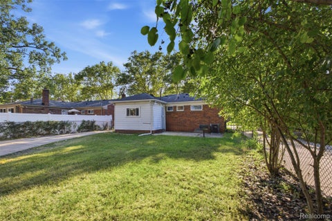 Tiny photo for 21840 Kenosha Street, Oak Park City, MI 48237 (MLS # 20261085132)