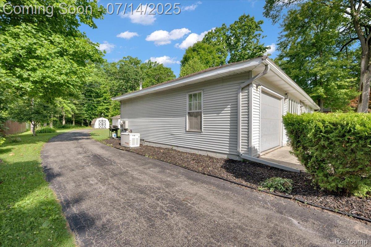 3117 Maumee Trail