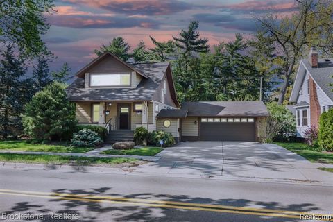 233 Gardenia Avenue Royal Oak City MI 48067