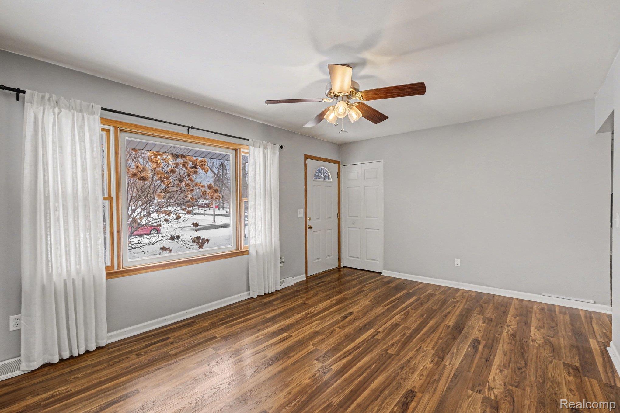 4362 Meadowlark Drive