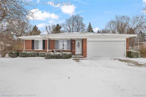1411 Norfolk Avenue Grand Blanc Charter Township MI 48439