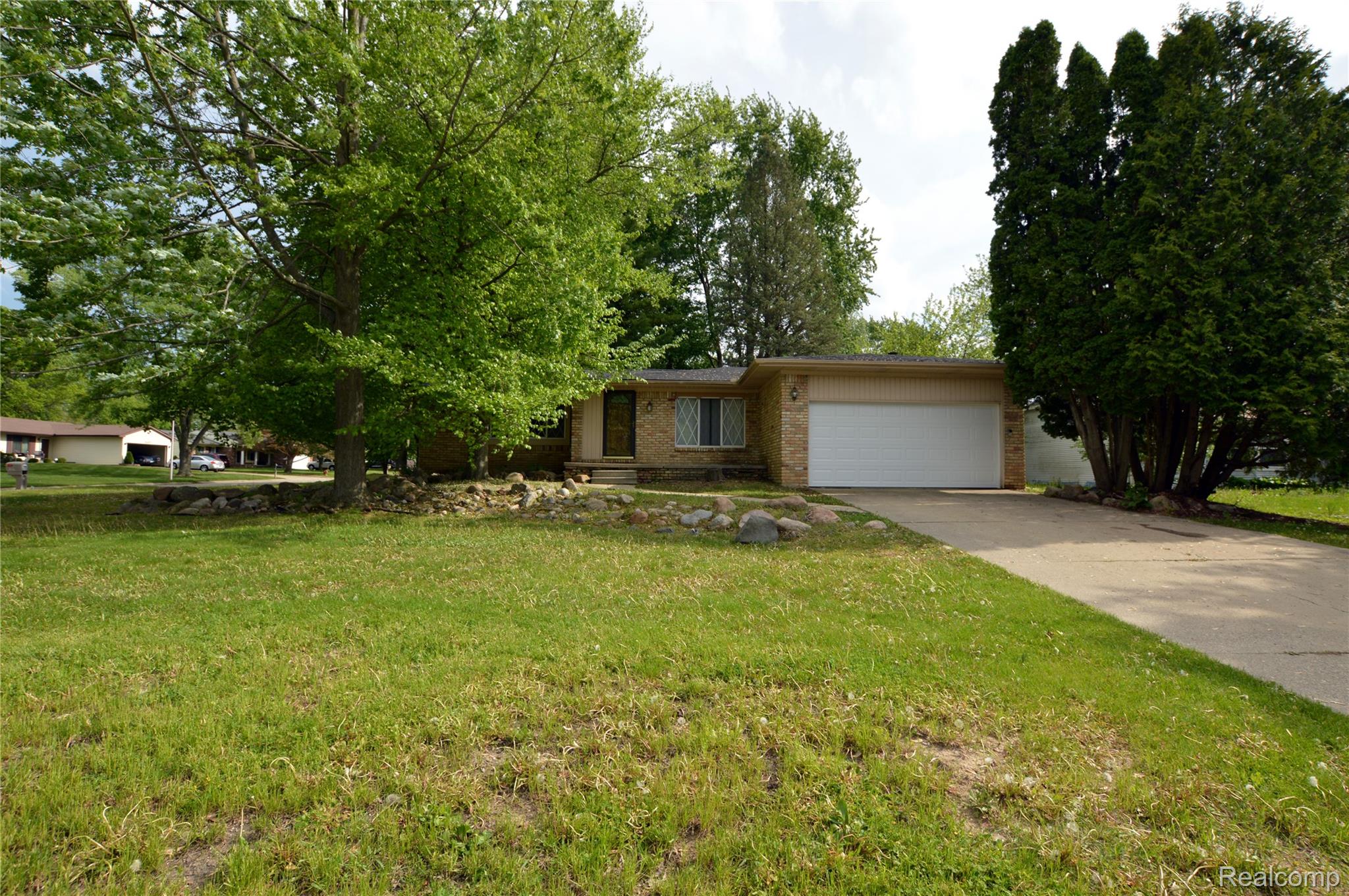 5200 Wishing Well Drive