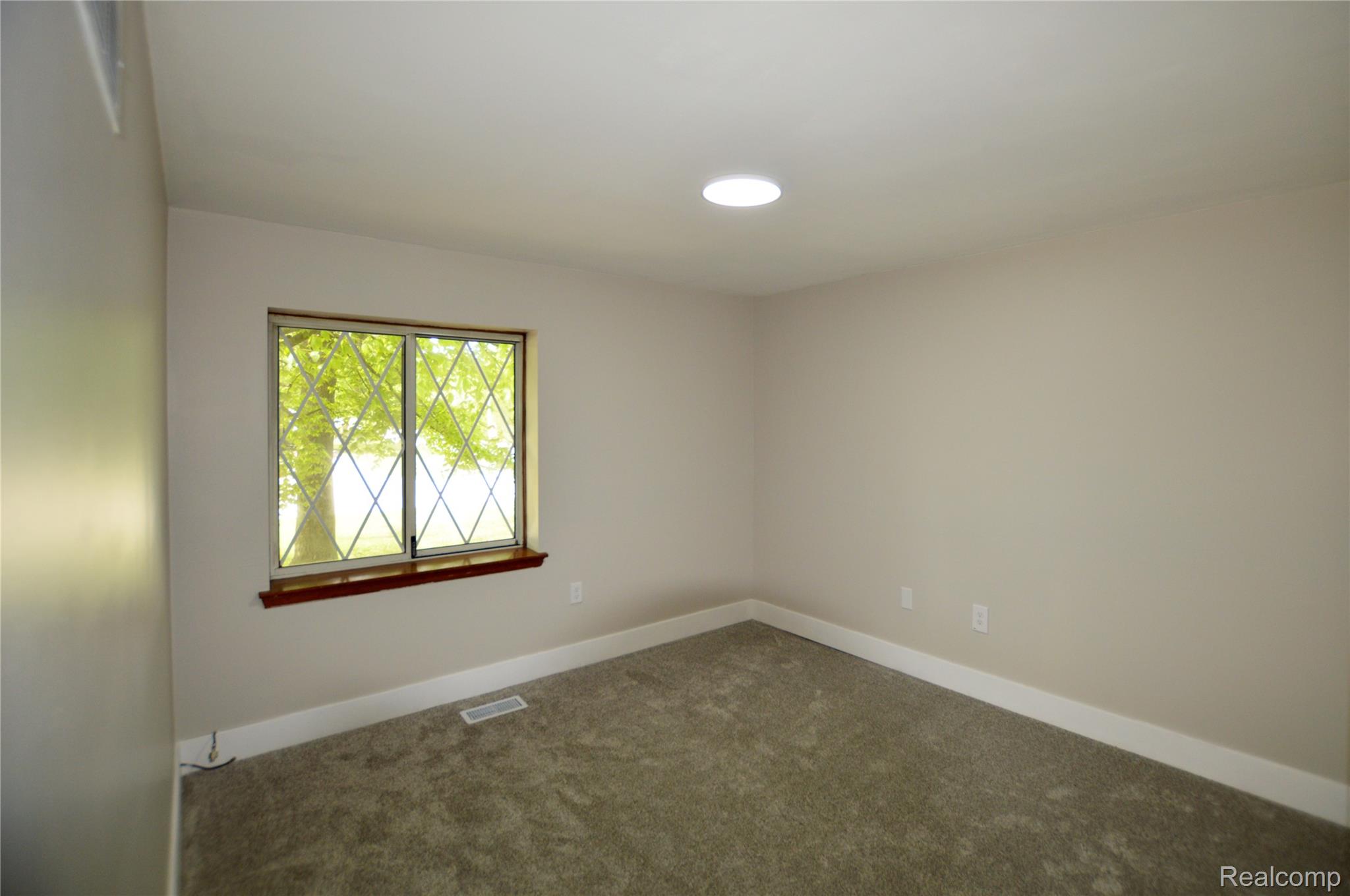 5200 Wishing Well Drive
