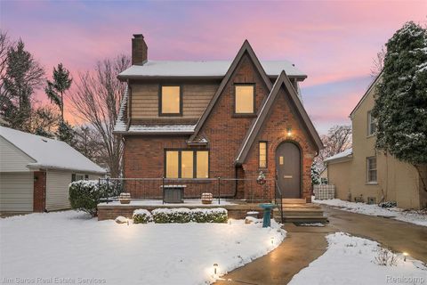 32250 Auburn Drive Beverly Hills Village MI 48025